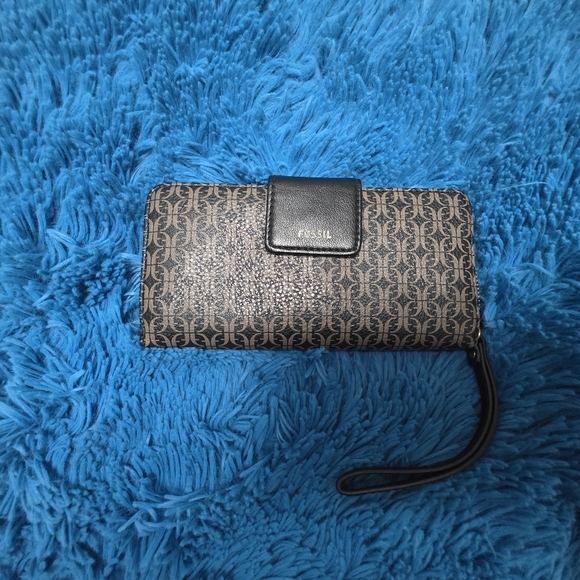 Fossil Madison Zip Clutch Wristlet Wallet - Picture 1 of 11